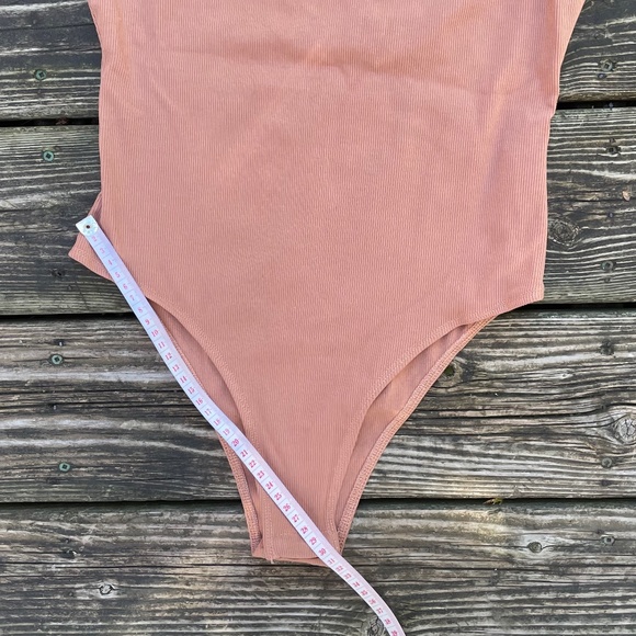 Bodysuit: Ribbed Square Neck - Picture 8 of 9